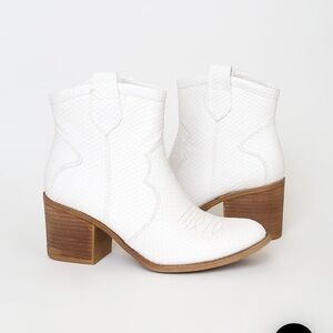 Lulu’s Dirty Laundry Unite White Snake Ankle Booties